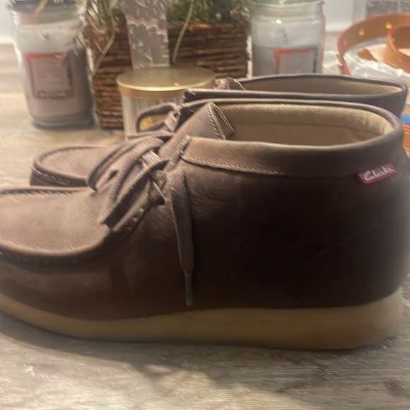 Clarks - Picture 3 of 3